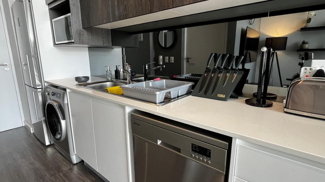 Modern Luxury Studio With Breathtaking City Views - No Load Shedding Le Cap Extérieur photo