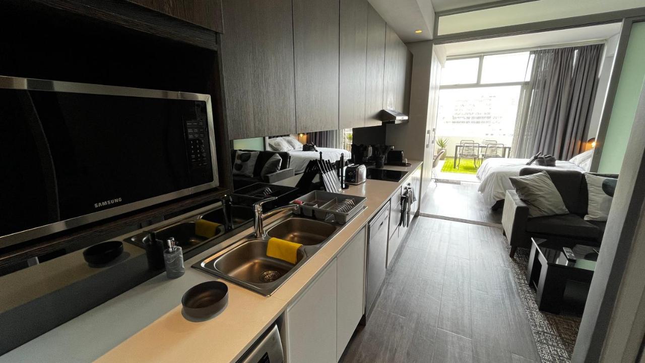 Modern Luxury Studio With Breathtaking City Views - No Load Shedding Le Cap Extérieur photo